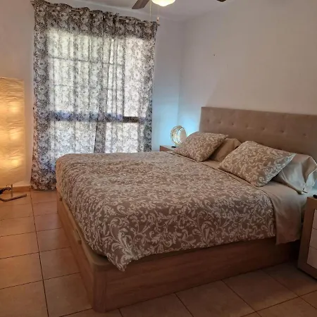 Paraiso Apartment *